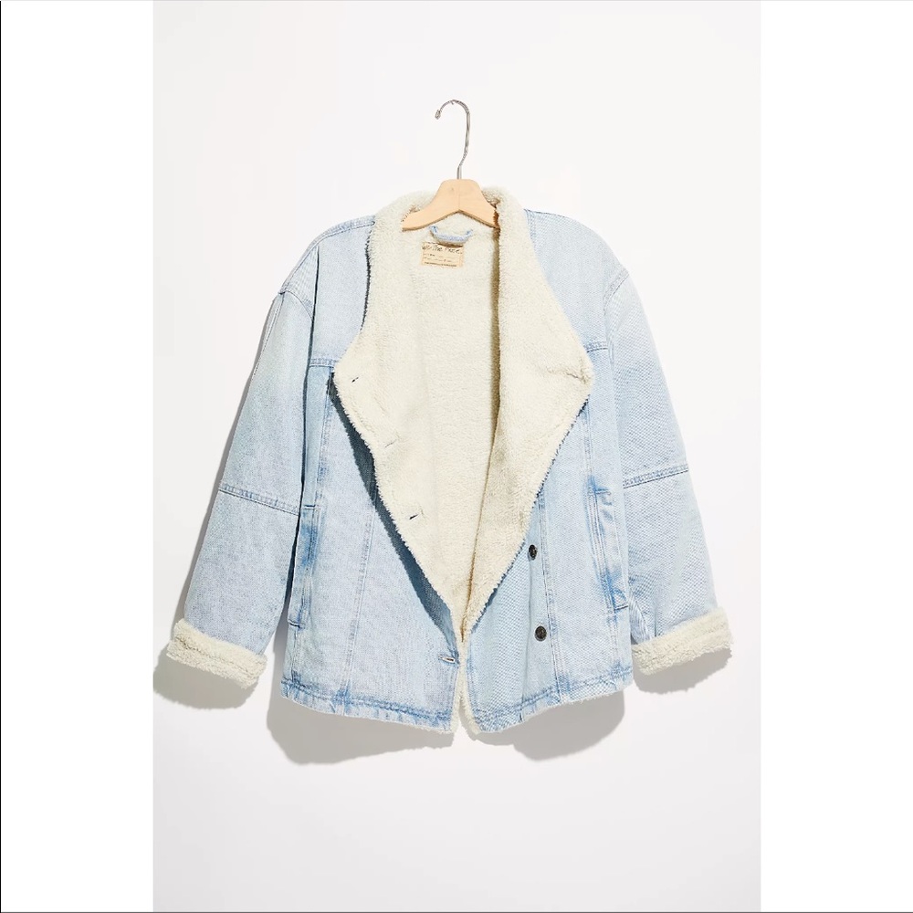 NEW FREE PEOPLE TWISTED HEART COZY DENIM JACKET - Picture 1 of 11